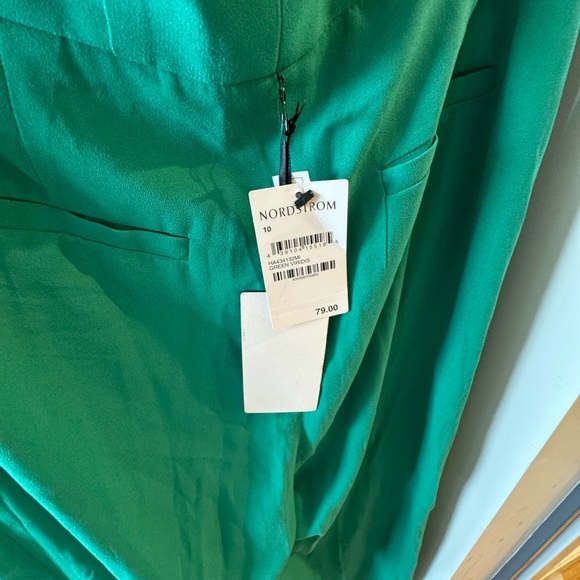 NWT Halogen x Atlantic-Pacific pleated pants.  Nordstrom exclusive.  Sold out. - Picture 3 of 5